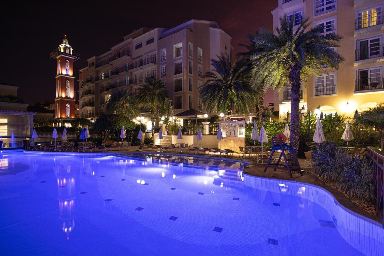 Il Campanario Villaggio Resort - Oficial Florianopolis Exterior photo The hotel at night
