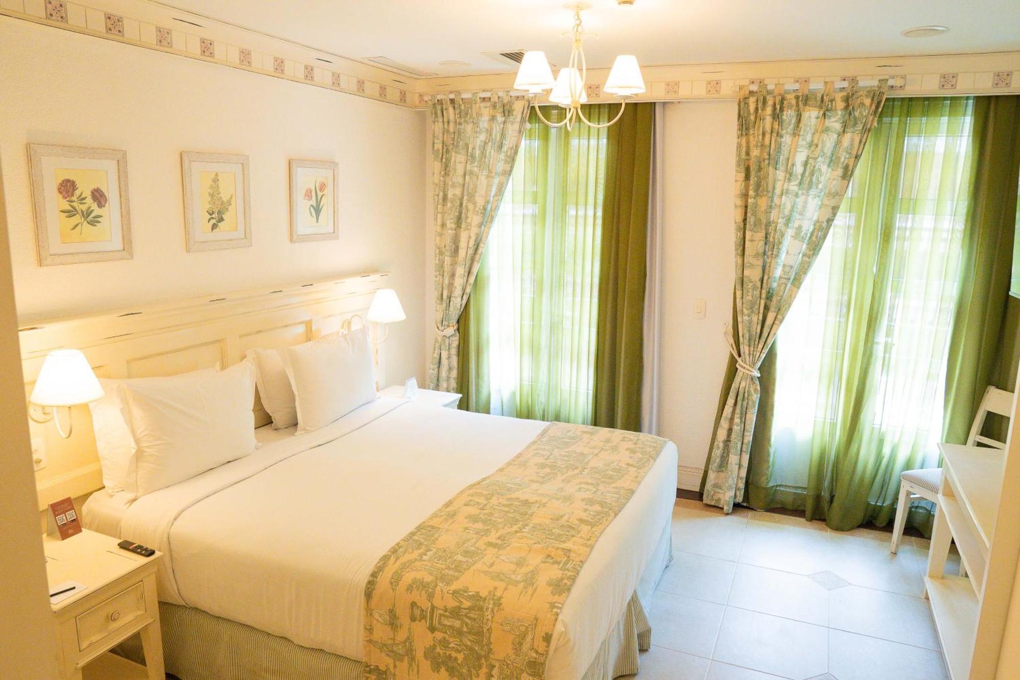 Il Campanario Villaggio Resort - Oficial Florianopolis Exterior photo A bedroom at the hotel